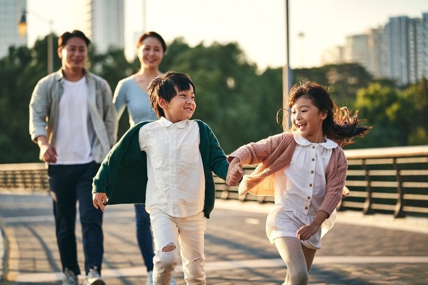 Creative Large Family Portrait Ideas | Skylum Blog(6)