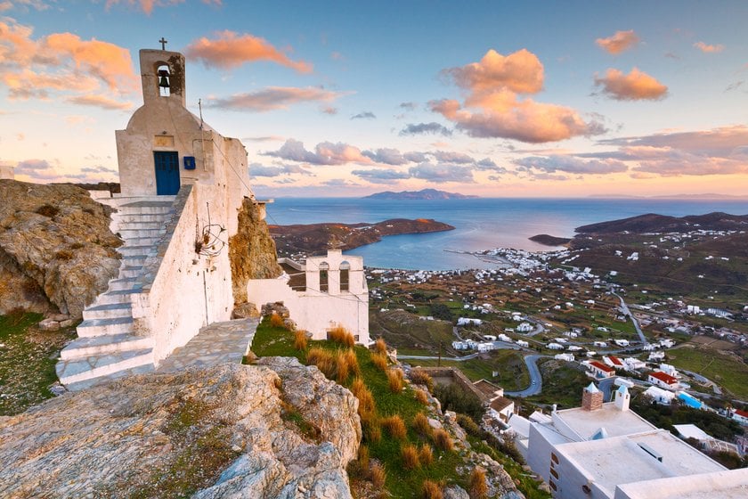 Overtourism Destinations: Escape The Crowded Trap | Skylum Blog(7)