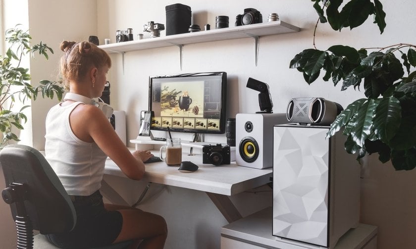 Should Photographers Be Afraid Of AI’s Growing Role  | Skylum Blog(4)