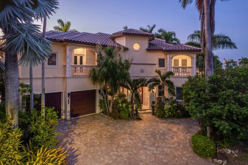 Real Estate Drone Editing - Turn Raw Photos Into Stunning Image2
