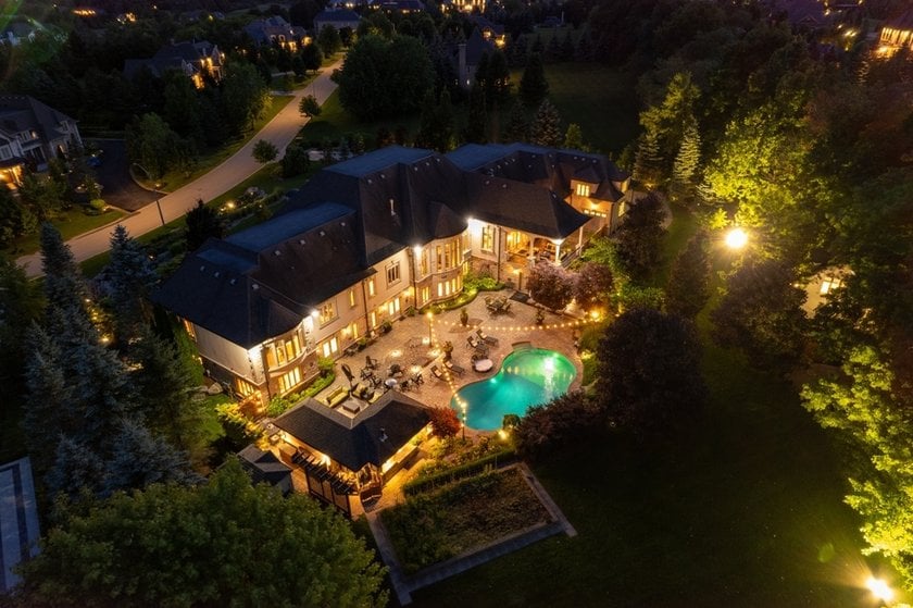 Real Estate Drone Editing - Turn Raw Photos Into Stunning Image4
