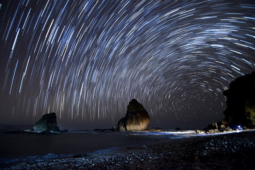 Star Trails Photography: Guide to Stellar Scenes | Skylum Blog(9)