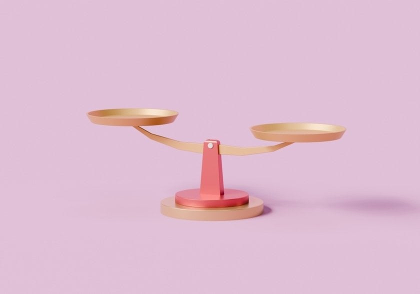 Image of scales| Skylum Blog