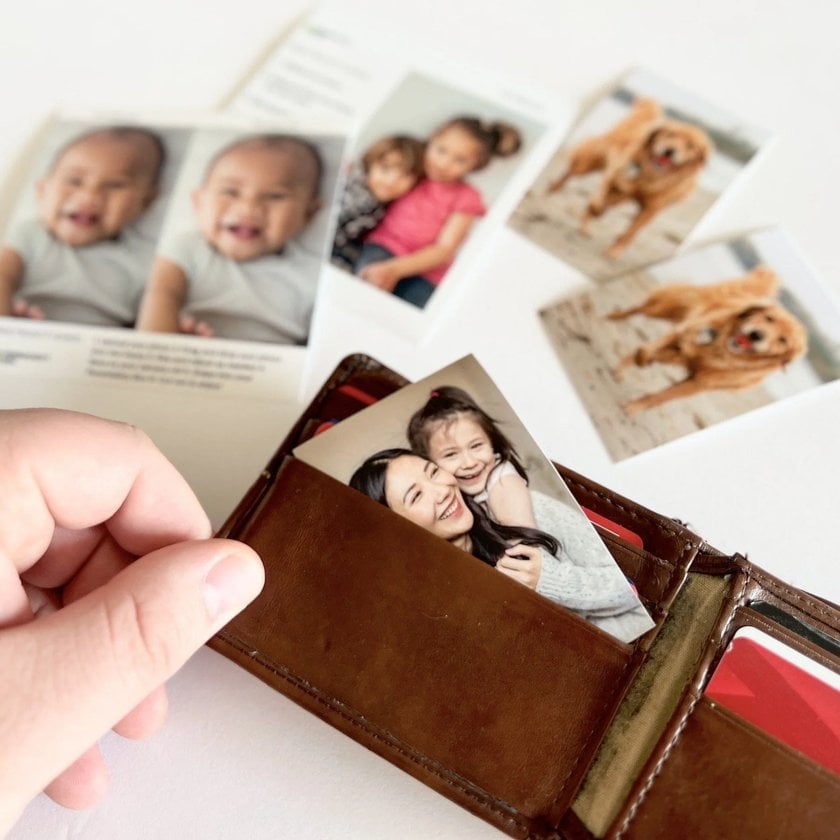  Various photos in a wallet | Skylum Blog