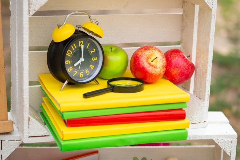 School photo props | Skylum Blog