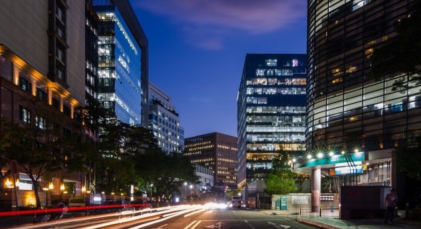 Night photo of the city | Skylum Blog
