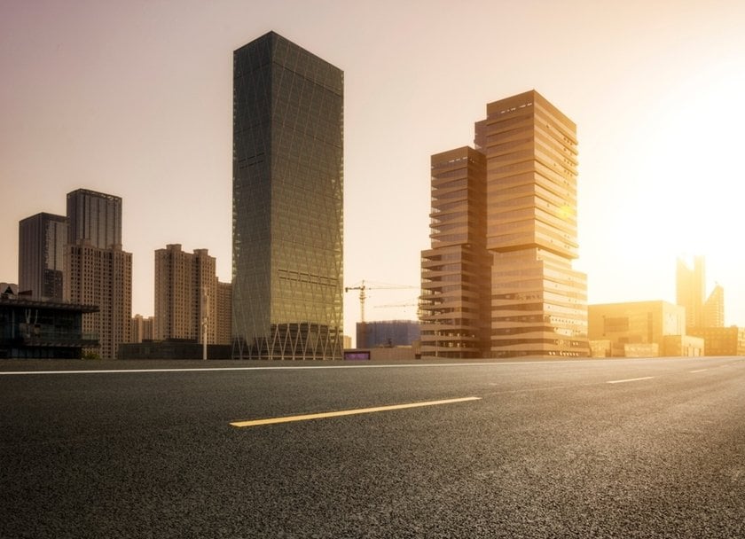 Photo of the building during golden hour | Skylum Blog