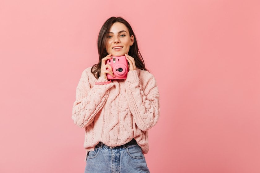 Instax vs Polaroid: Finding The Best Instant Camera | Skylum Blog(3)