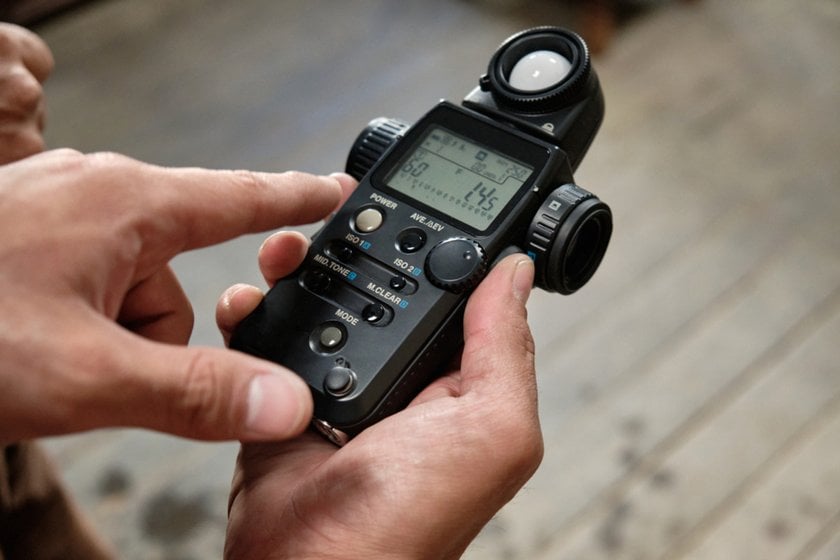 Light meter for the camera | Skylum Blog