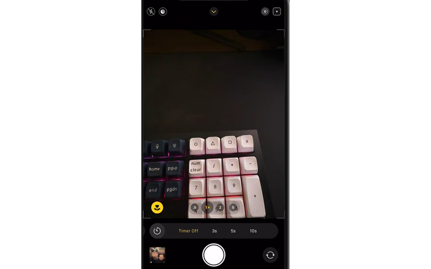 iPhone camera menu showing 3s and 10s timer options | Skylum How-to