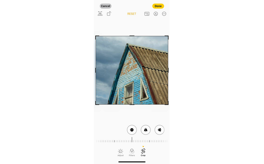 Cropping with magnification on iPhone | Skylum Blog