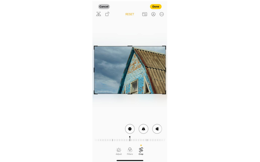 Cropping photos on iPhone | Skylum Blog