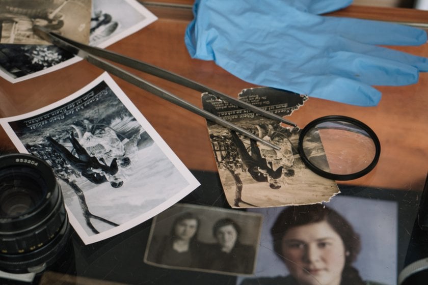 Preparing old photos for restoration | Skylum How-to 