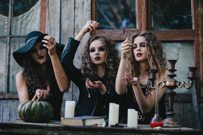 Halloween Photography: Tips for Spooky and Creative Photos | Skylum Blog(4)