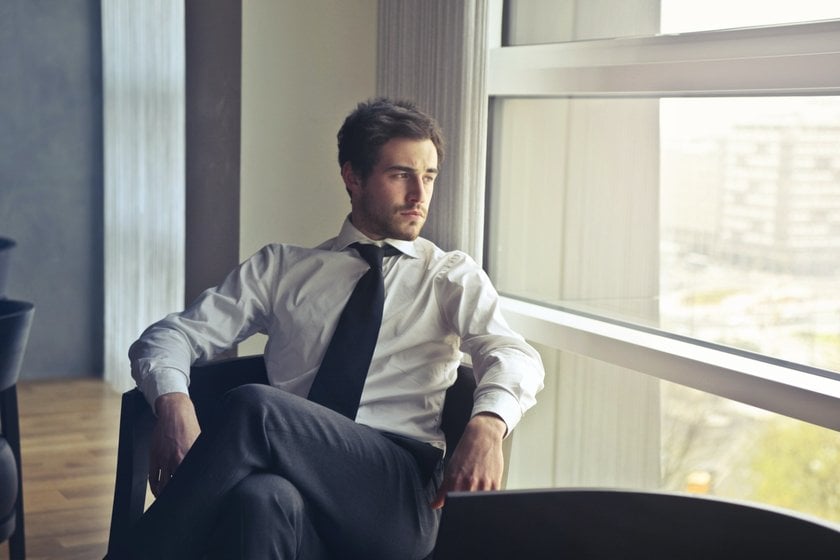 Best Male Poses – Guide to Photographing Men | Skylum Blog(18)
