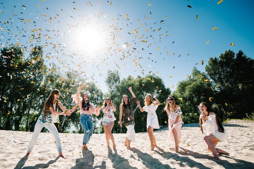 Sweet 16 Photoshoot Ideas: 16th Birthday Picture Ideas | Skylum Blog(5)