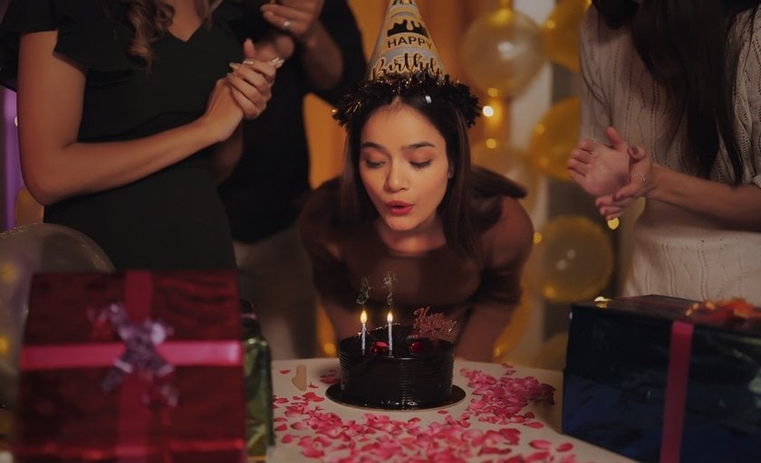 Sweet 16 Photoshoot Ideas: 16th Birthday Picture Ideas | Skylum Blog(13)