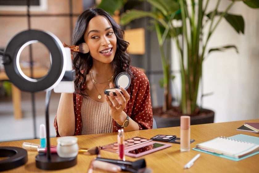 Best Ring Light of 2025: 5 High Quality Ring Lights | Skylum Blog(5)