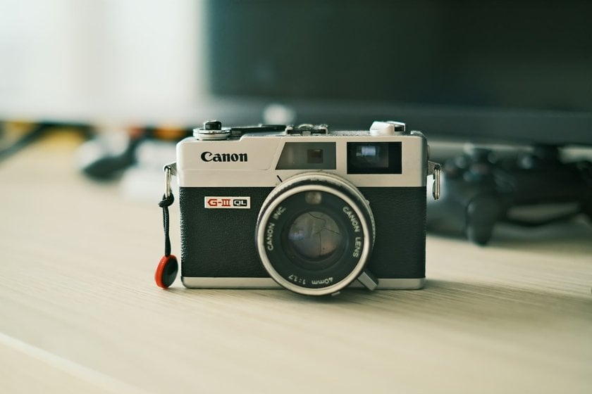 Top 10 Film Cameras For Beginners - Canonet G III QL17