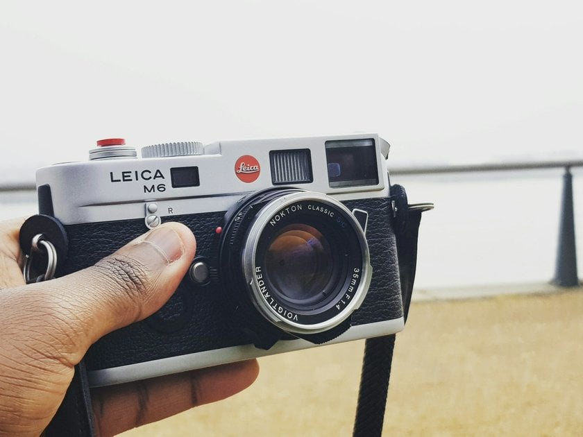 Top 10 Film Cameras For Beginners - Leica M6