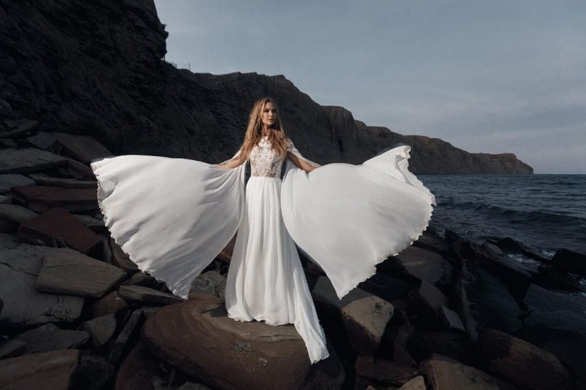 Photo of a Bride Highlighting the White Dress | Skylum Blog