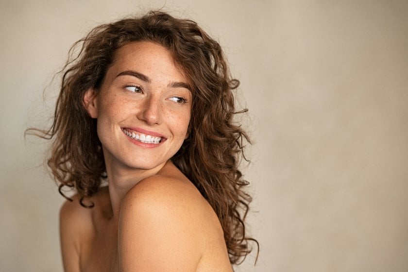 Portrait of a girl according to the rule of thirds | Skylum Blog
