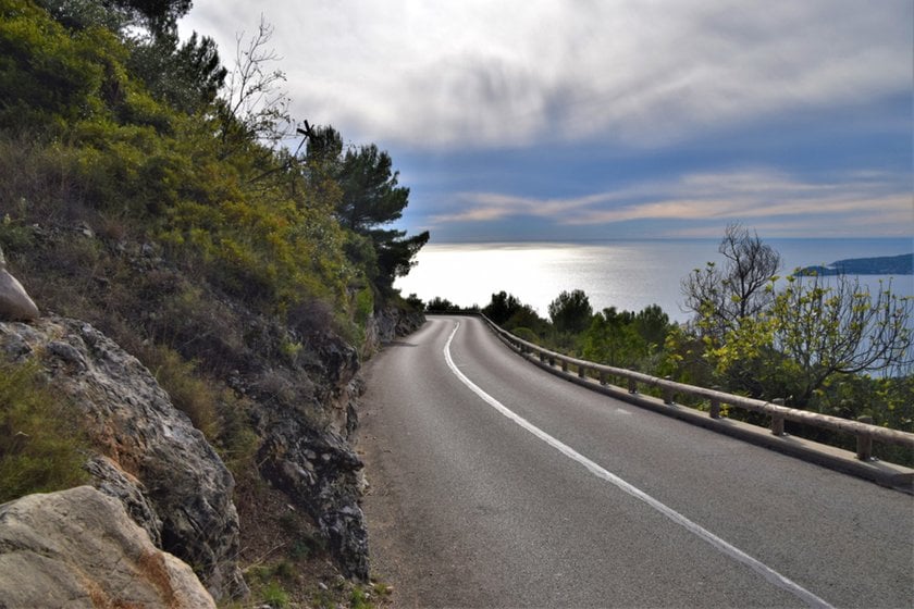 Serpentine road | Skylum Blog