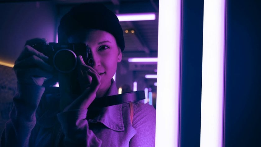 Portrait of a Girl with the Reflection of Neon Lamps | Skylum Blog