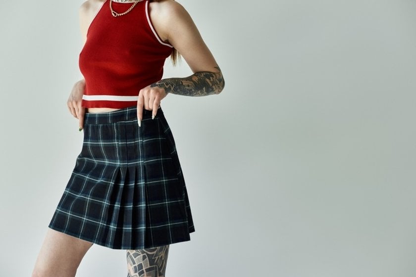 What To Wear For A Photoshoot: Best Outfit Styles | Skylum Blog(29)