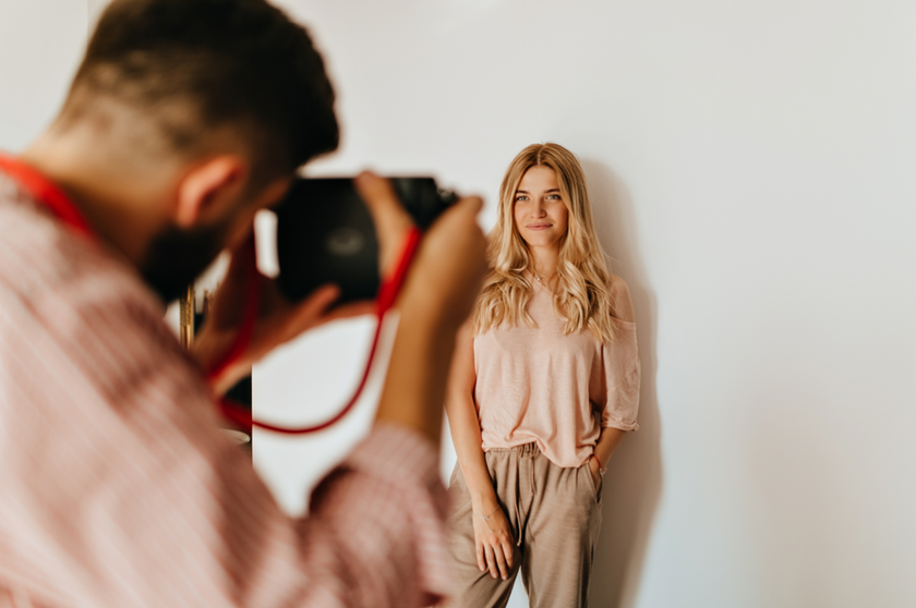 Clothing Photography: Guide to Selling Apparel Photos | Skylum Blog(5)