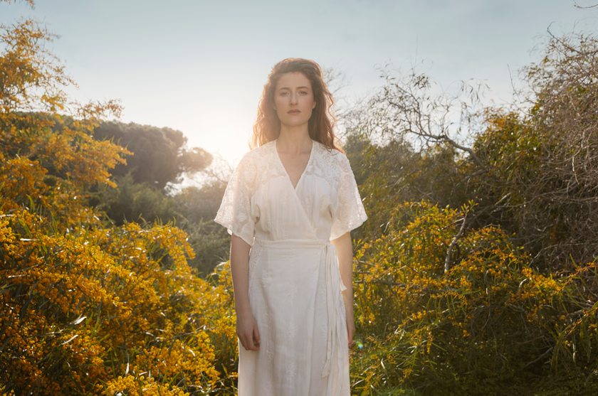 Clothing Photography: Guide to Selling Apparel Photos | Skylum Blog(6)
