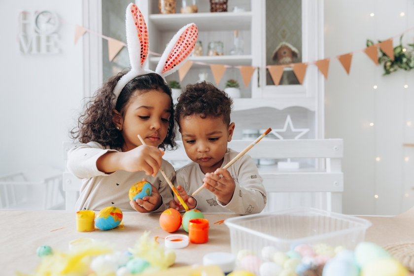 Baby Easter Photoshoot Ideas To Celebrate A Hoppy Spring | Skylum Blog(8)
