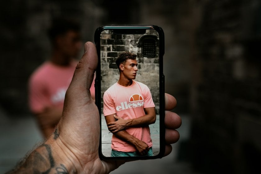 How To Take Portrait Photos With іPhone: Pro Tips | Skylum Blog(15)