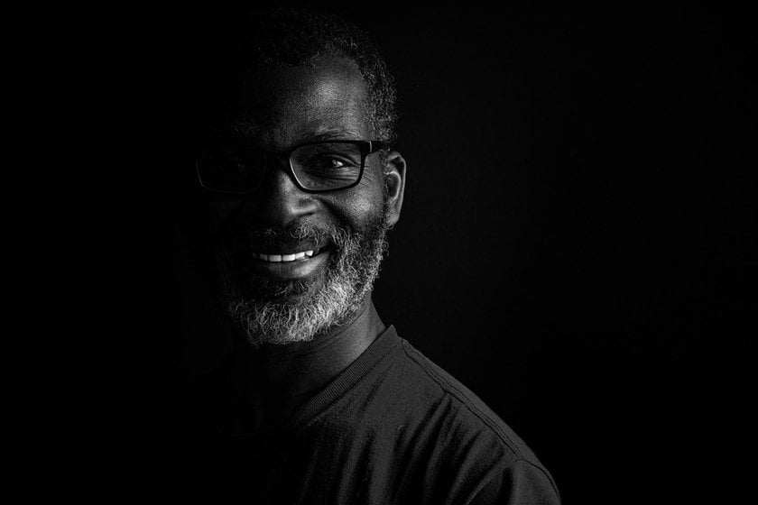 Colorful Portraits Photography: Step-By-Step Guide | Skylum Blog(7)