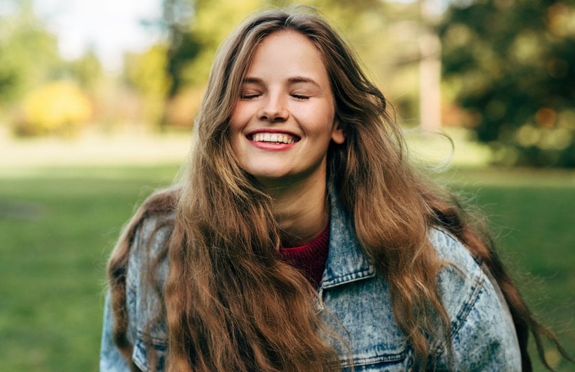 Perfect Camera Settings for Portraits Outside | Skylum Blog(3)