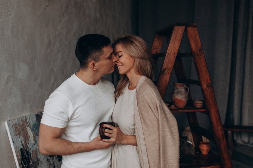 Photo of a couple in love | Skylum Blog