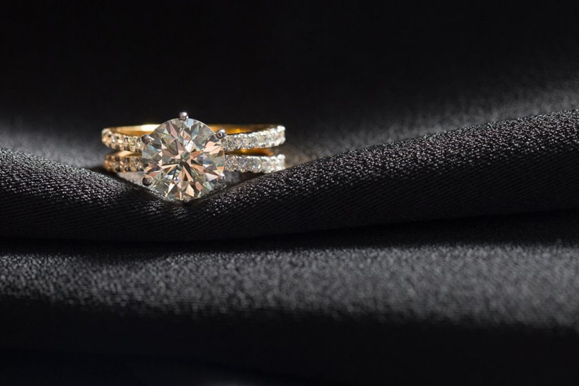 Photo of a ring on fabric | Skylum Blog