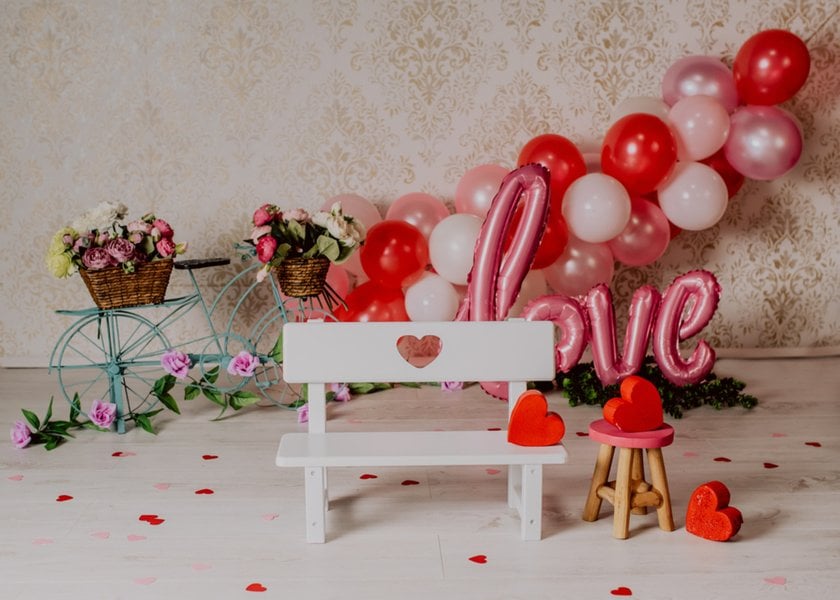 Photo zone for Valentine's Day | Skylum Blog