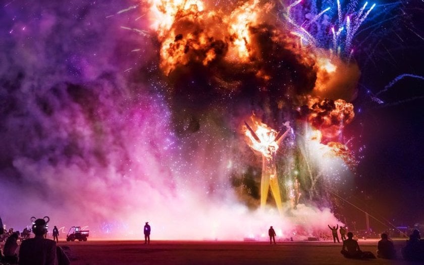 Want to see the Burning Man? Here are the photos from last years(20)