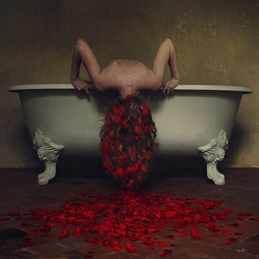Photography art and science with Brooke Shaden(5)
