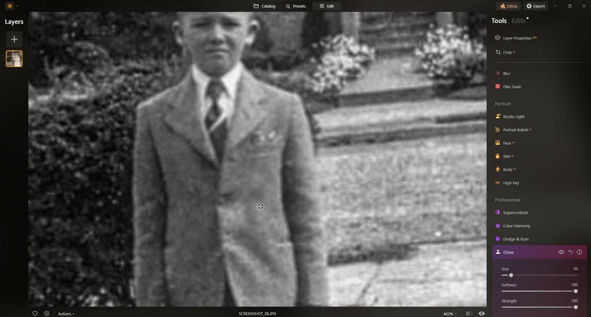 How to restore an old photo?  | Skylum Blog(16)