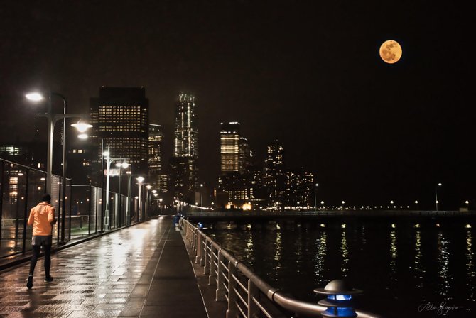 Luminar Quick Tips | Moonrise Over Manhattan — Compositing Street Photography | Skylum Blog(2)