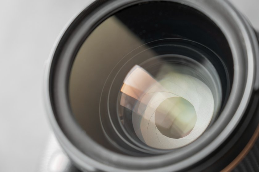 Zoom Lens: What is it? - Skylum Glossary
