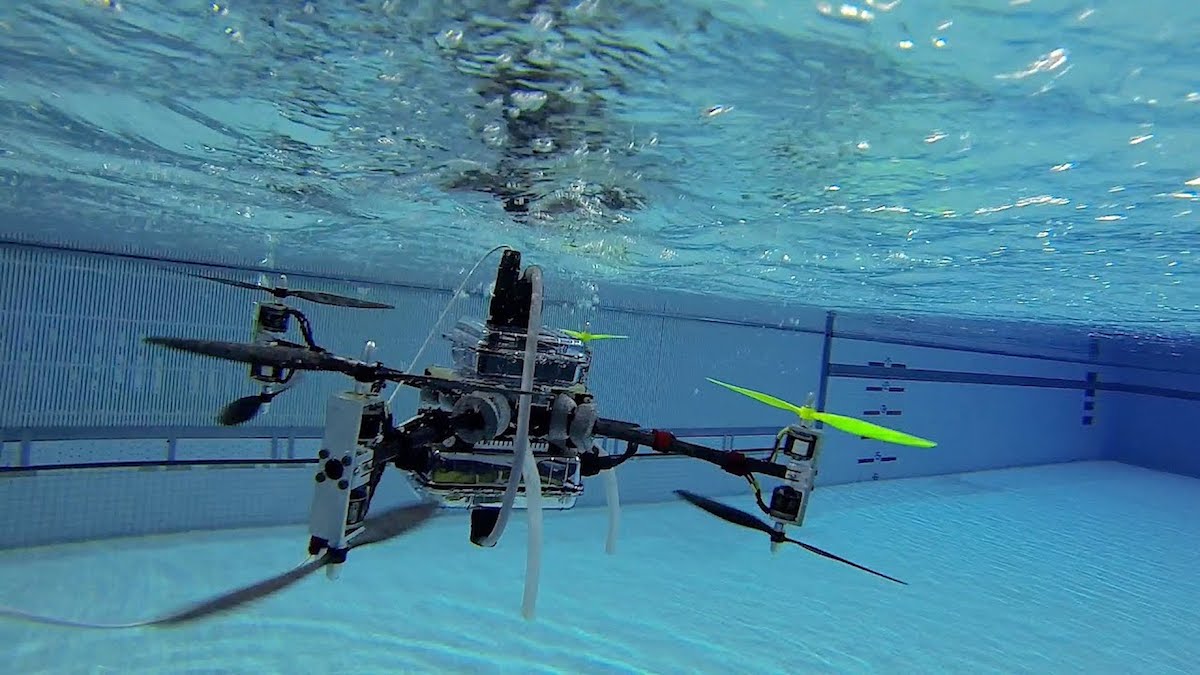 8 Best Underwater Drones for Sale [2020] - With Camera