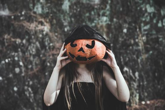 Halloween Photography: Tips, Ideas, and Gear for Spooky Shots