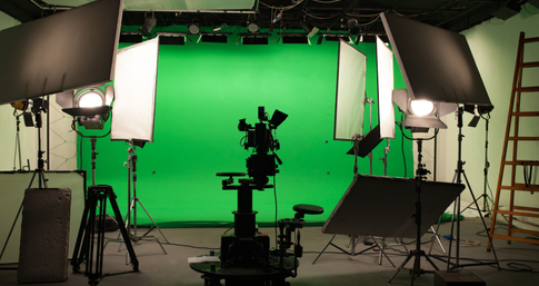 Best Green Screen Apps for iPhone & Android 2025