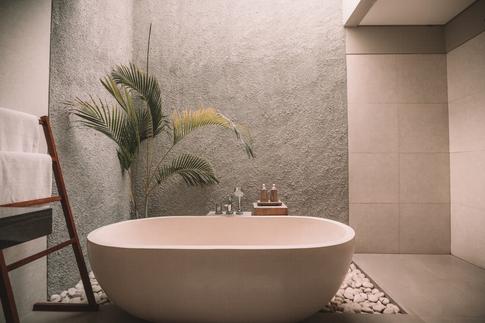 12 Best Bathtub Photoshoot Ideas For Stunning Photos