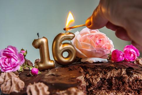 Sweet 16 Photoshoot Ideas