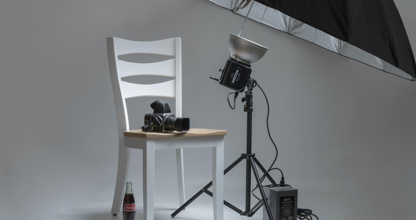Photography Home Studio: 7 Essential Things You Need to Get Started