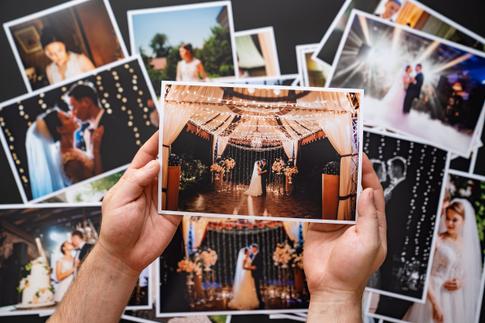 25 Questions to Ask Your Wedding Photographer
